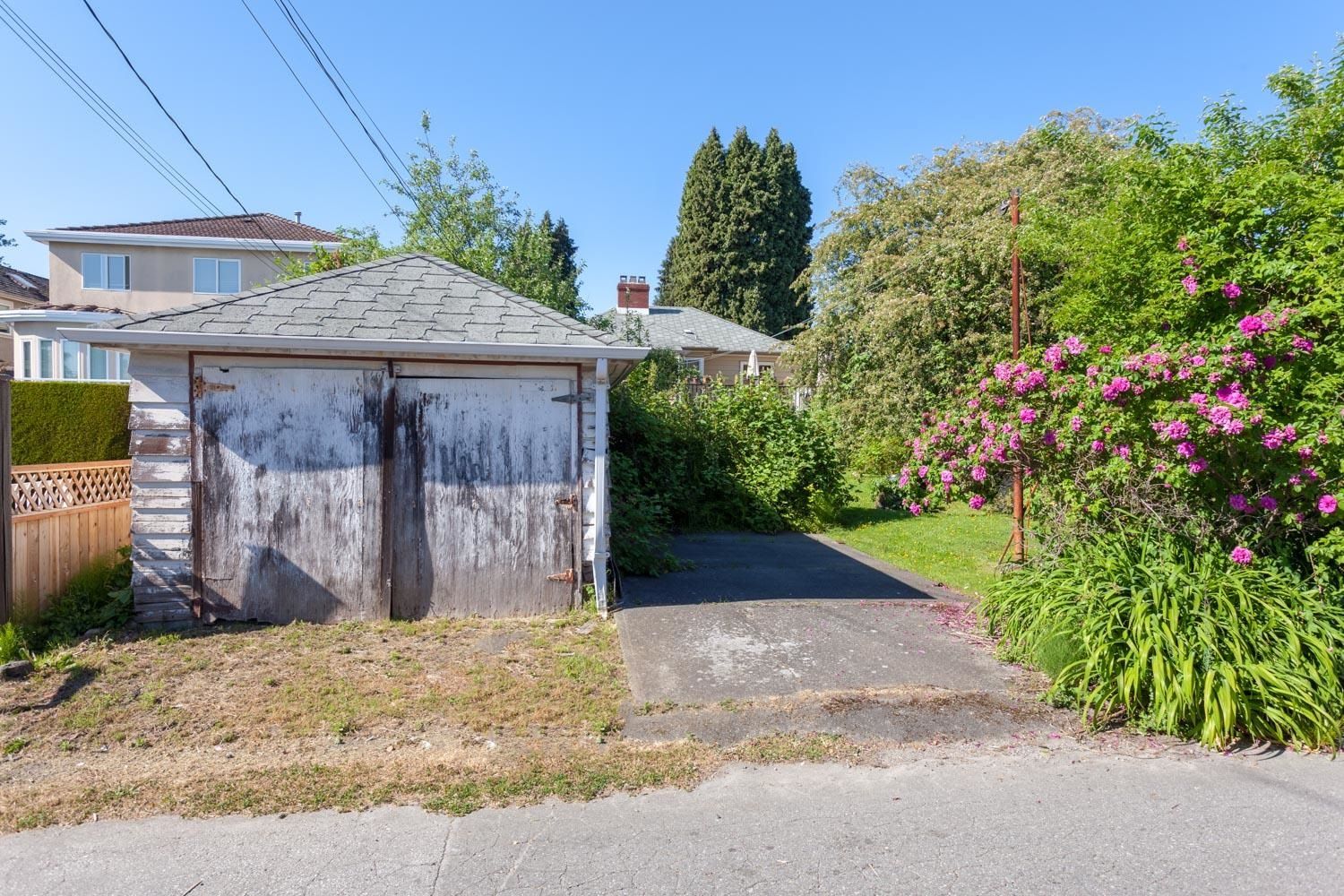 Listing Image 7