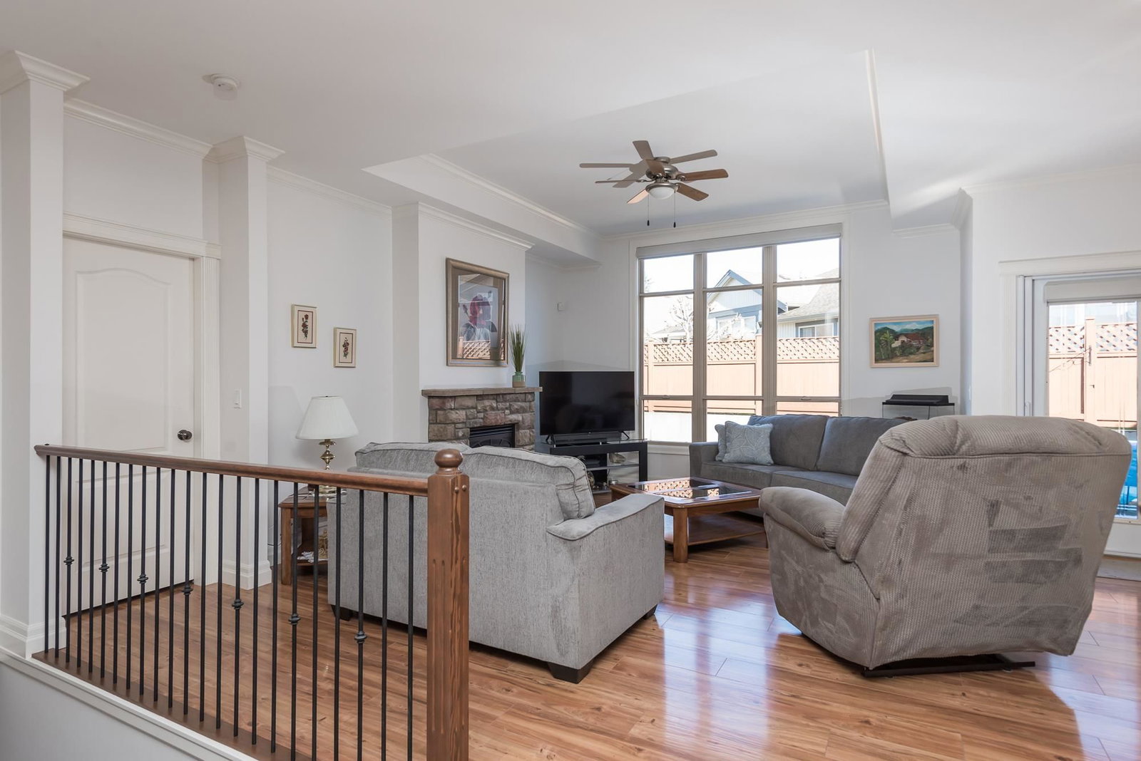 Listing Image 17