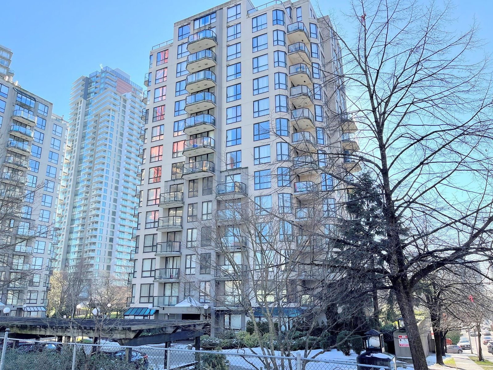 Listing Image 1