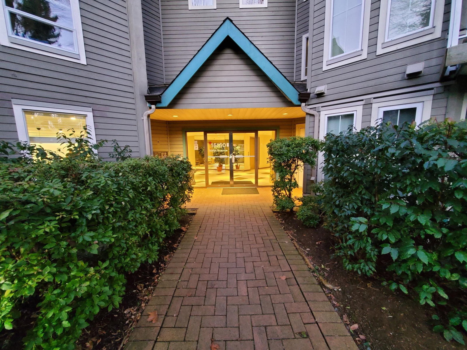 Listing Image 3