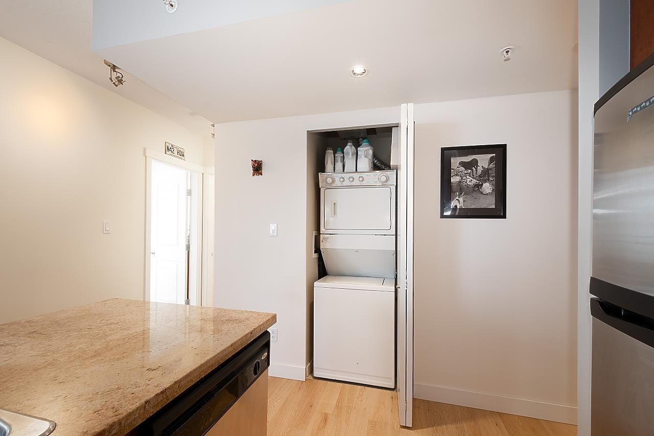 Listing Image 18