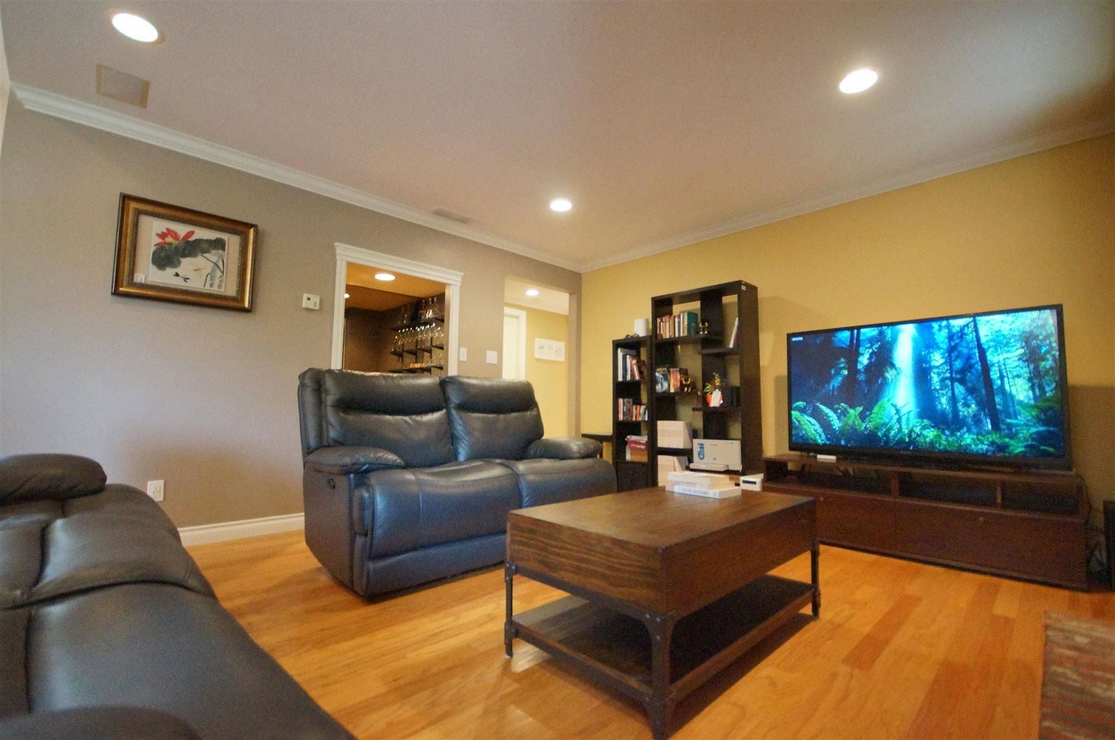 Listing Image 18