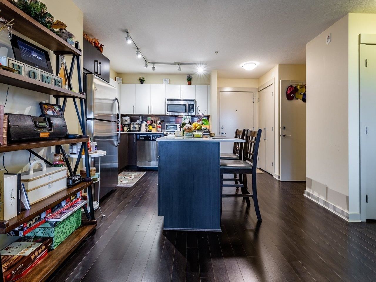Listing Image 19
