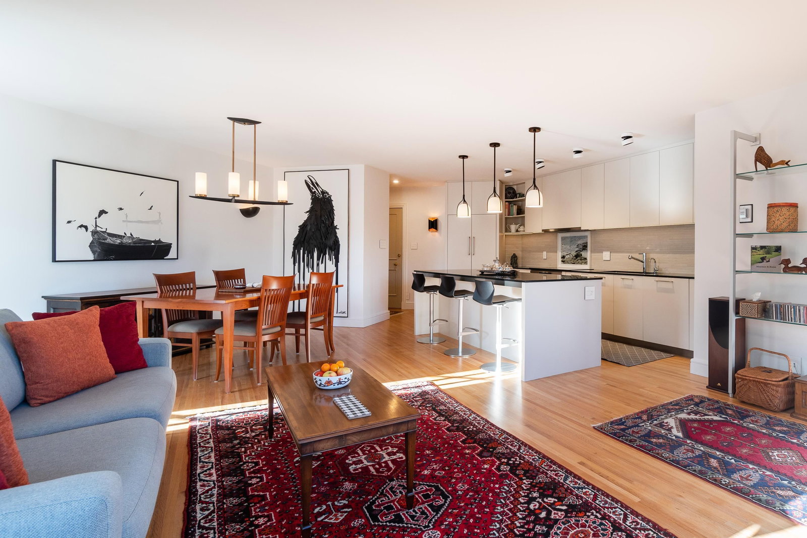 Listing Image 12