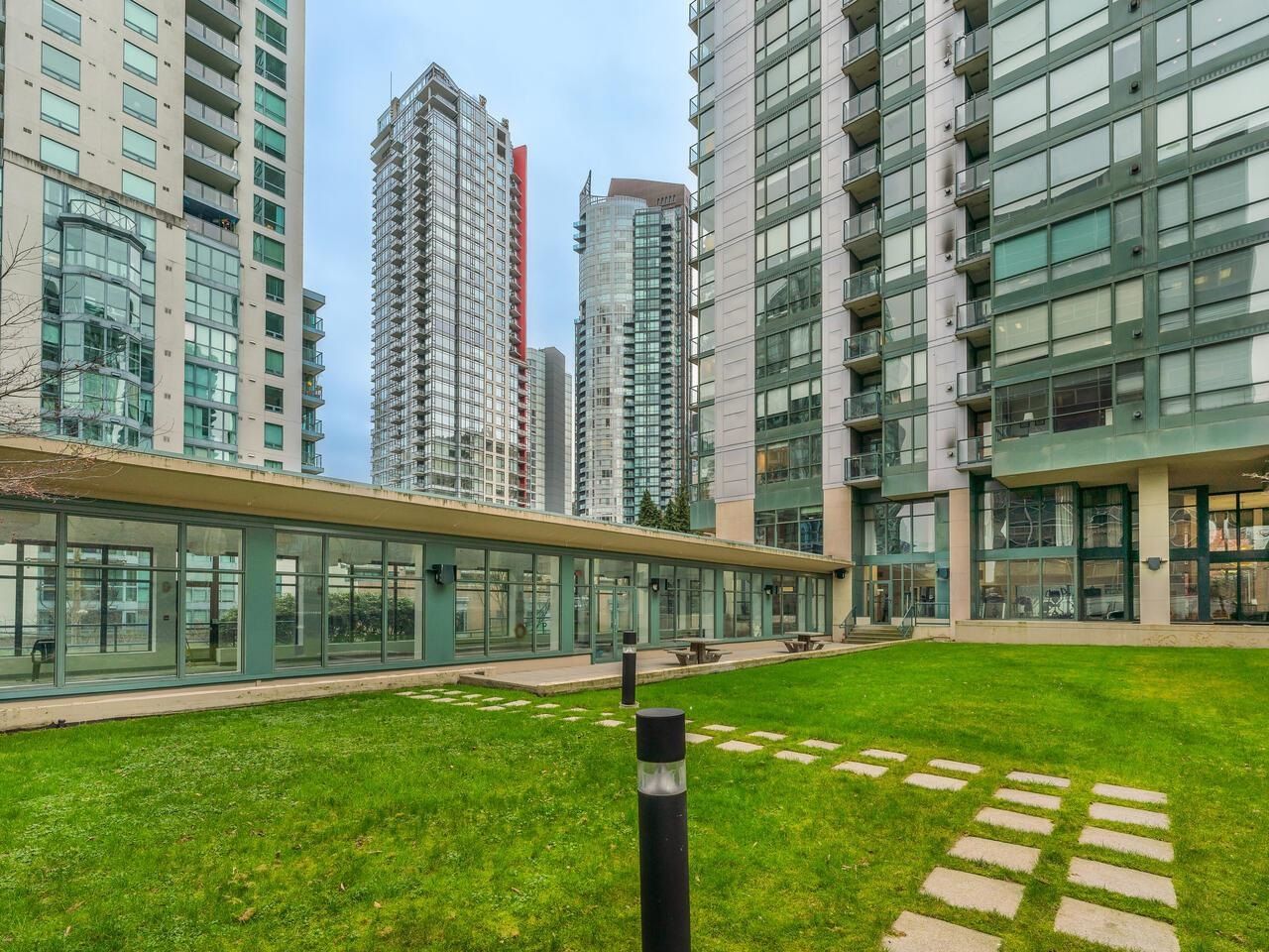 Listing Image 22