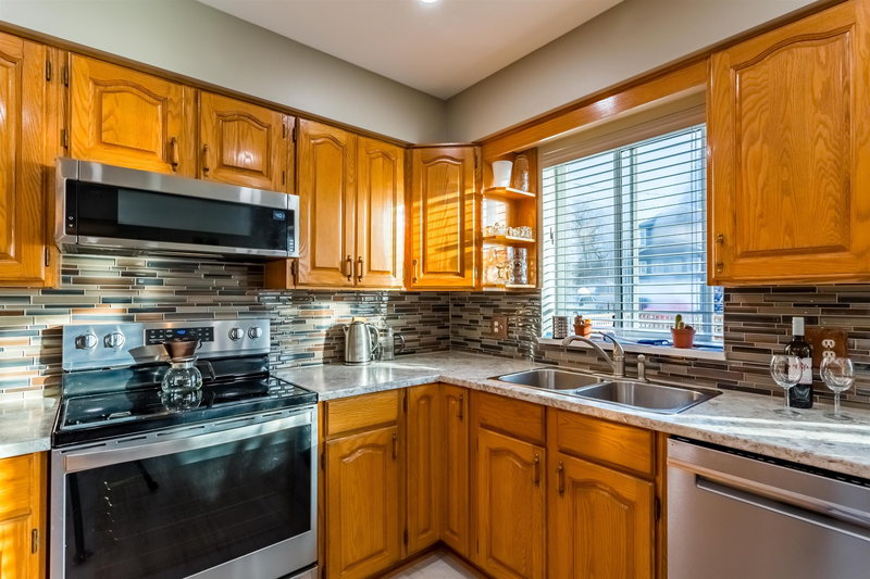 12717 114 Avenue, Surrey, V3V 3P2 | Image 3