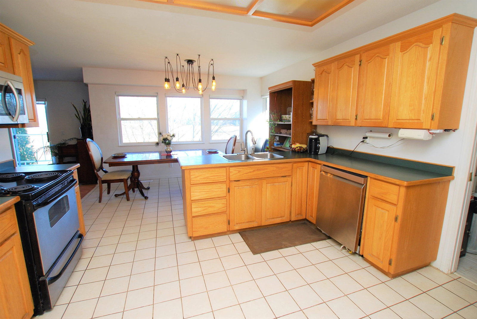 Listing Image 14