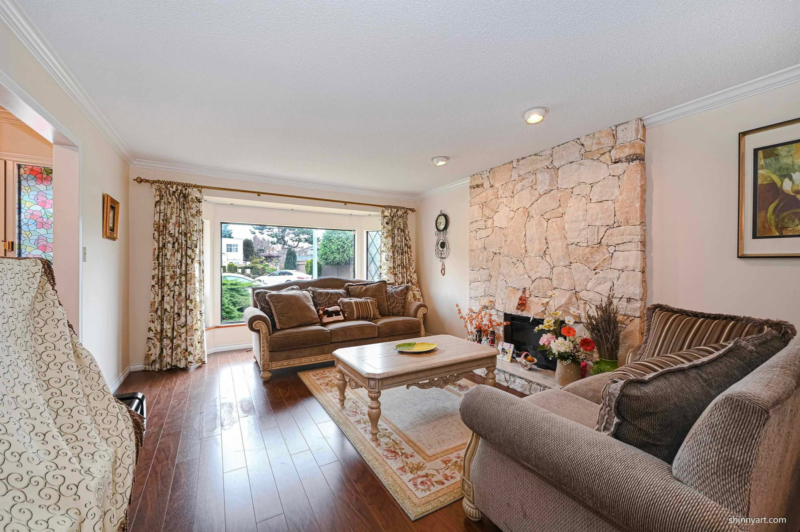Listing Image 19