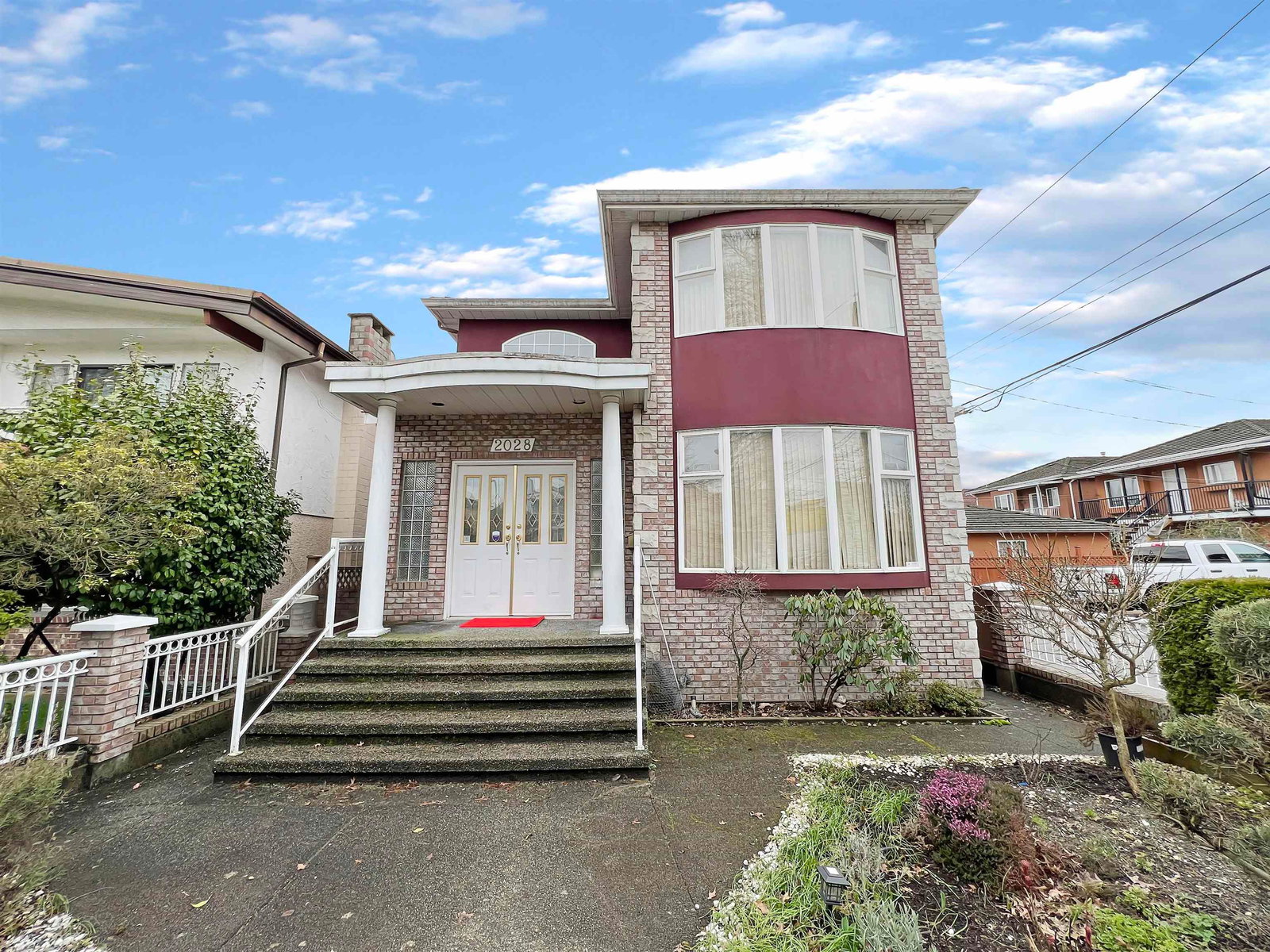 Listing Image 1