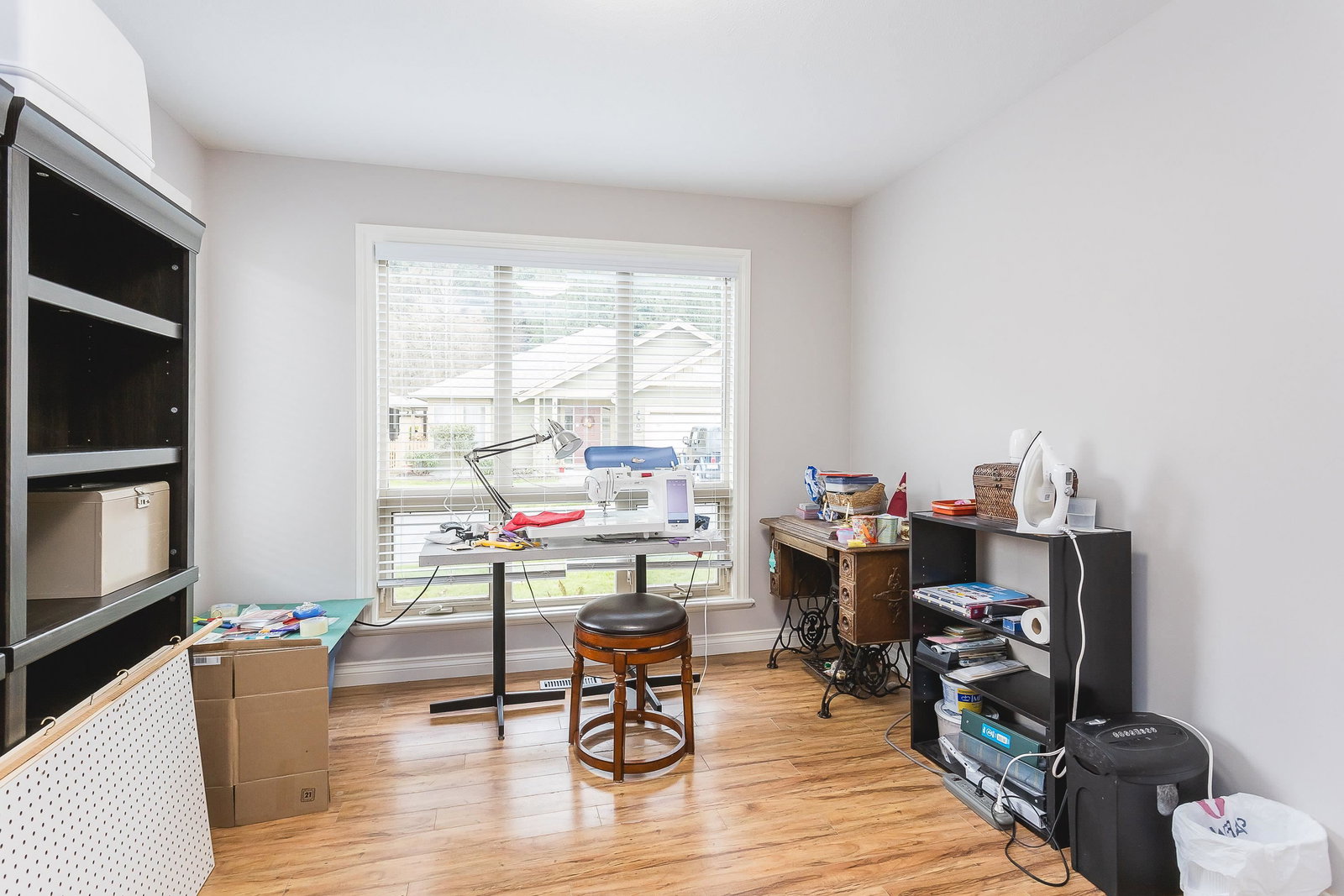Listing Image 23