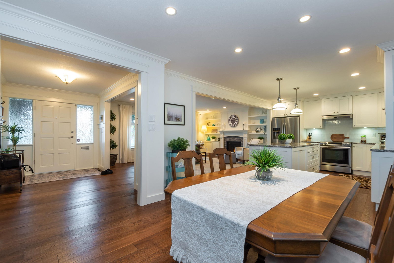 Listing Image 14