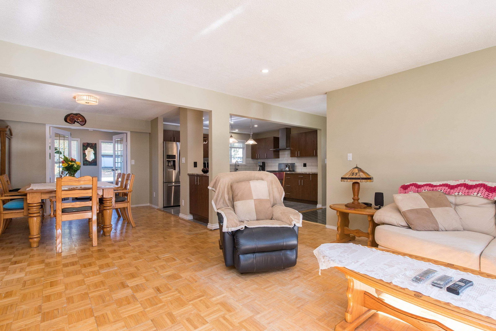 Listing Image 13