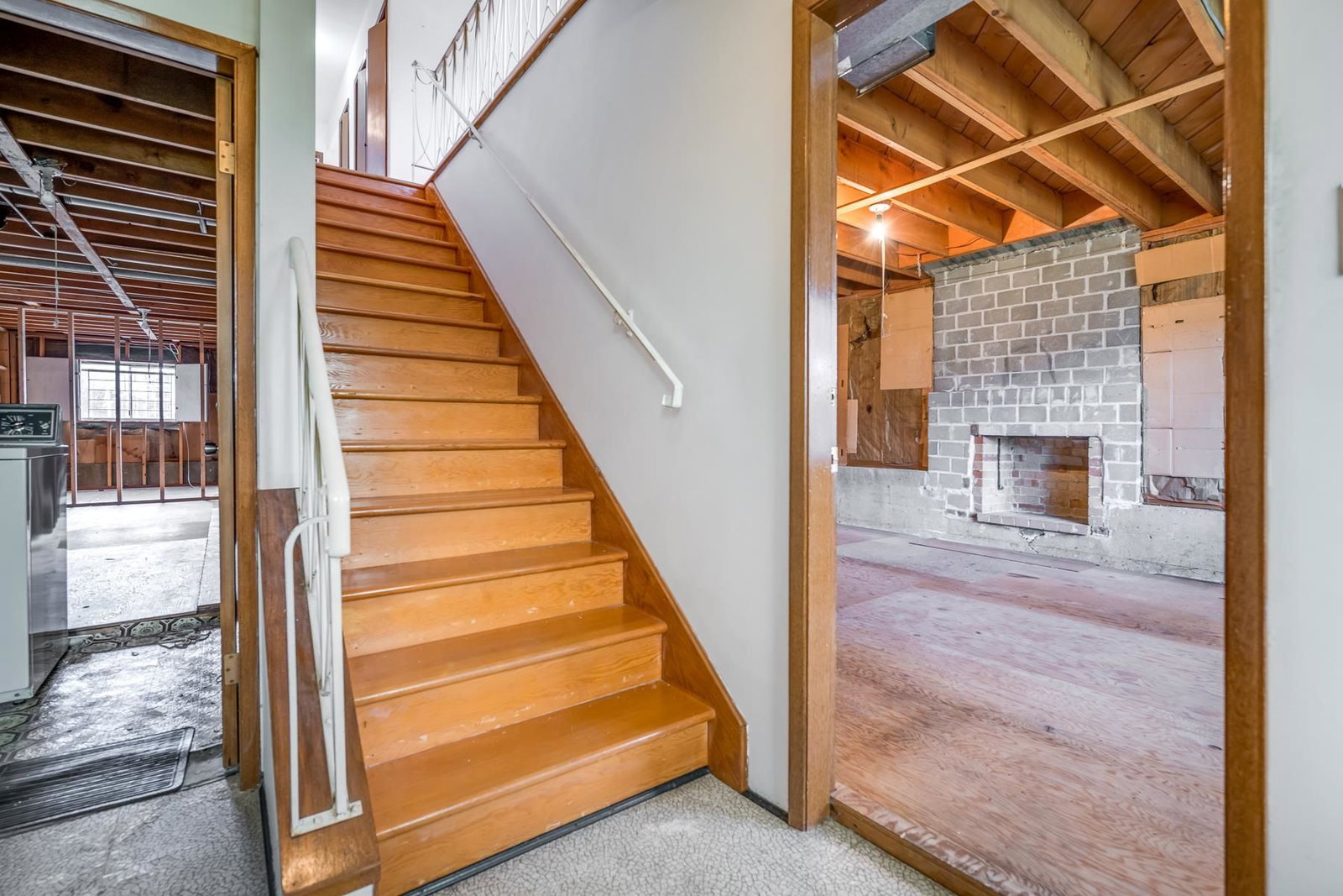 Listing Image 23
