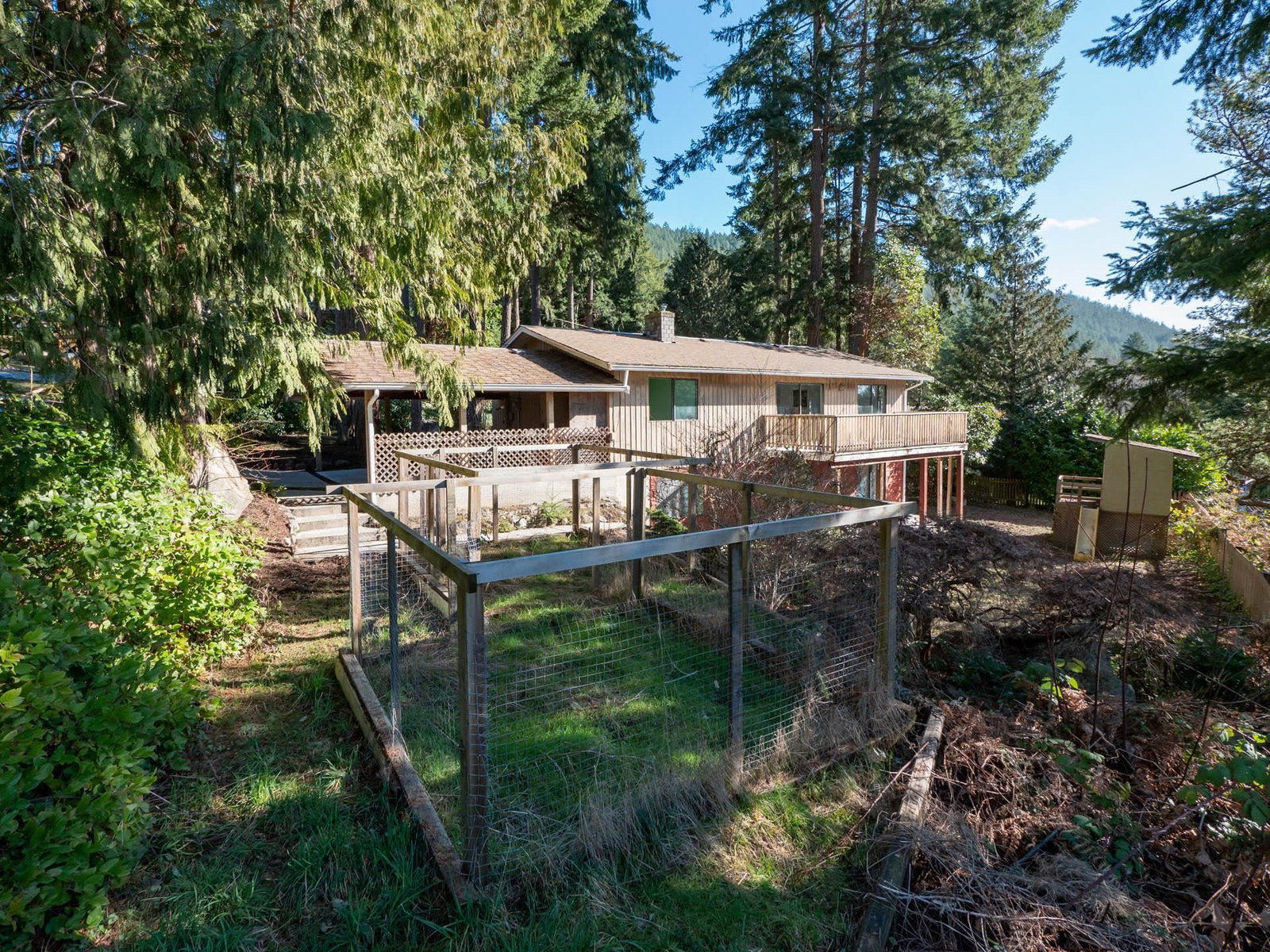 Listing Image 4