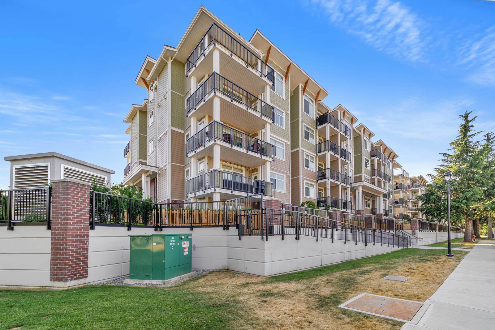 Listing Image 21