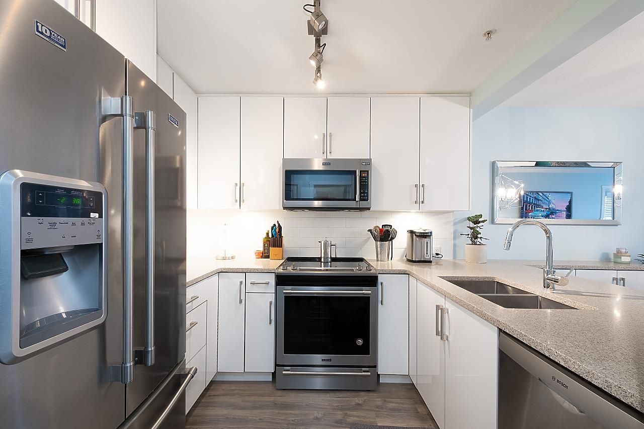 Listing Image 9