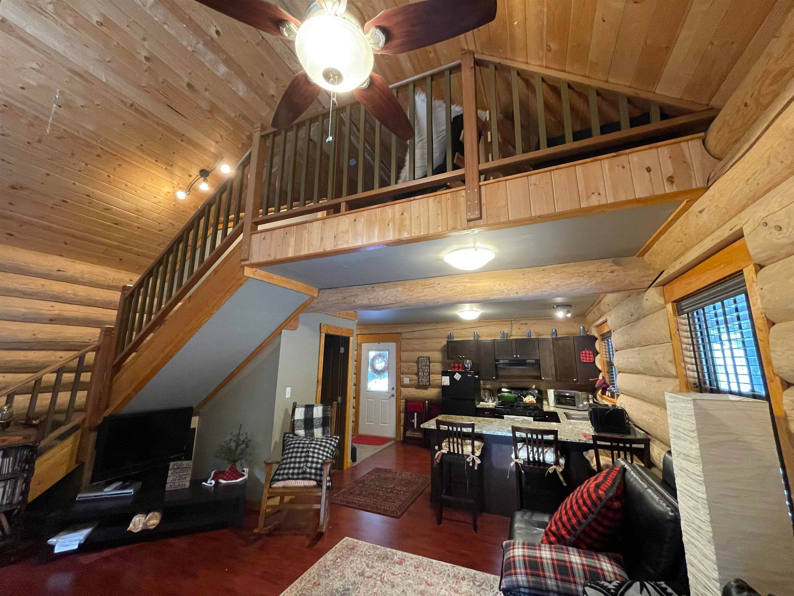 Listing Image 16