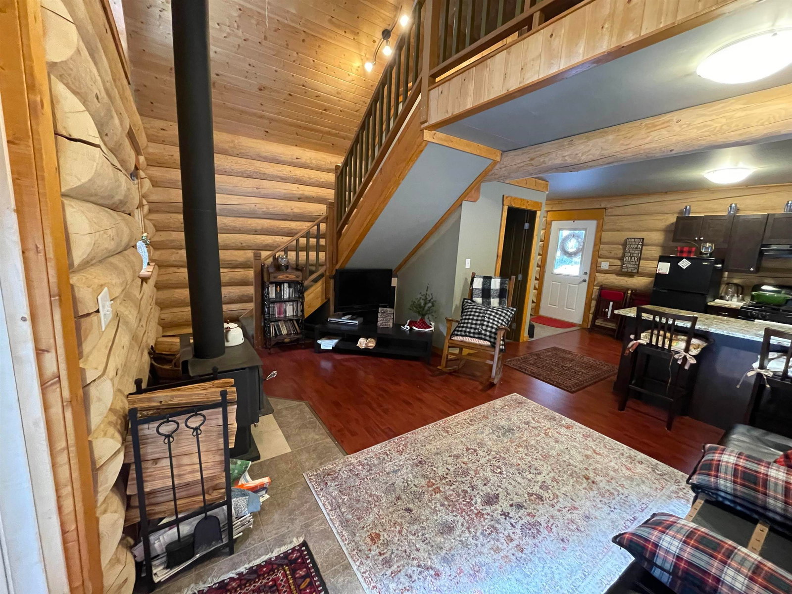 Listing Image 17