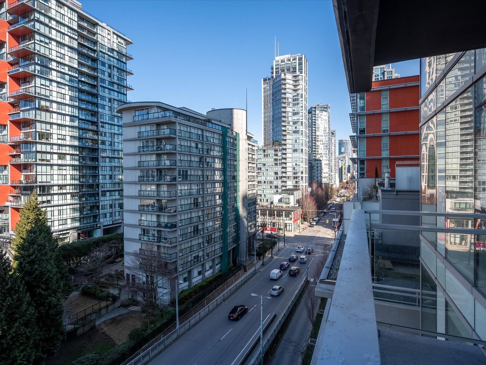 Listing Image 10