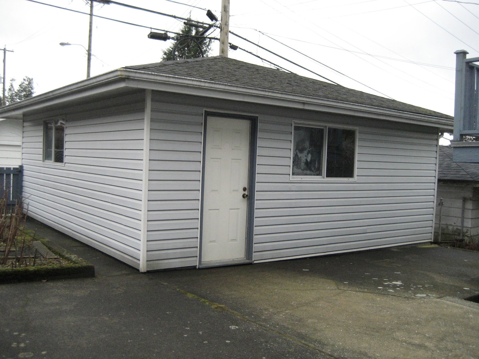 Listing Image 11