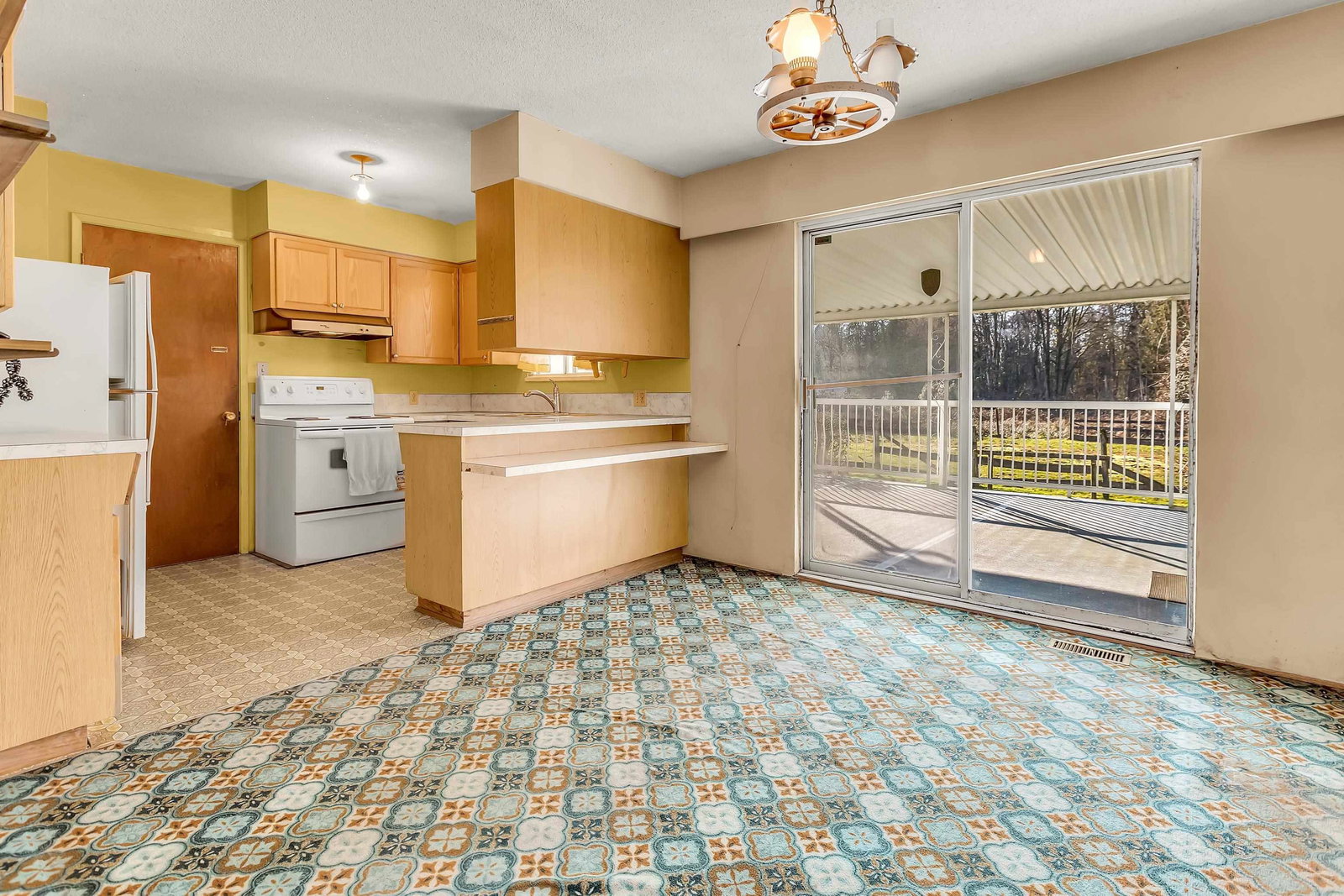 Listing Image 11