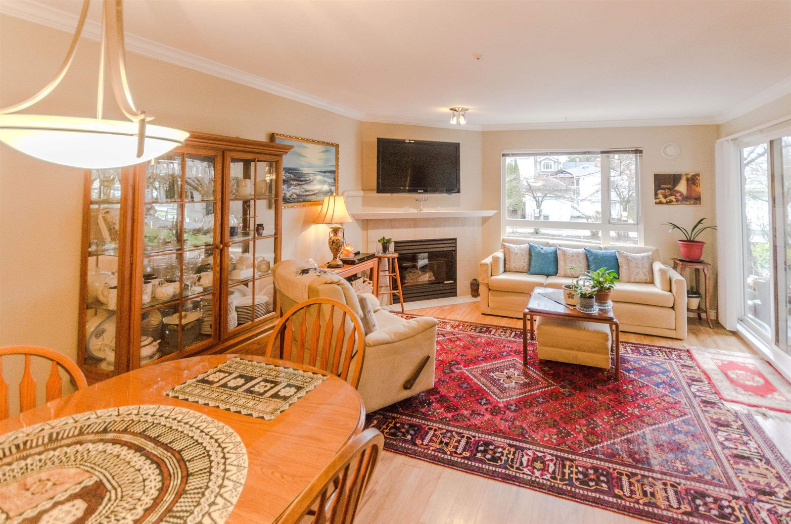 Listing Image 11
