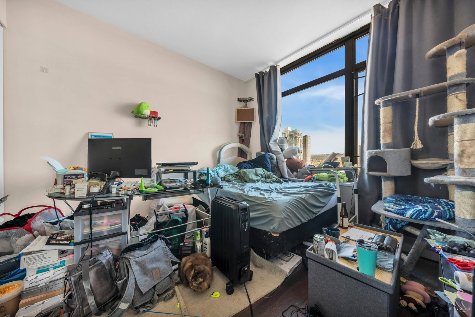 Listing Image 5