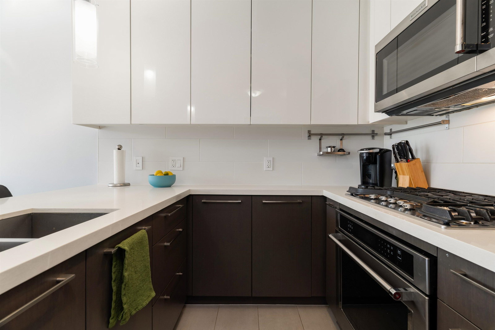Listing Image 14