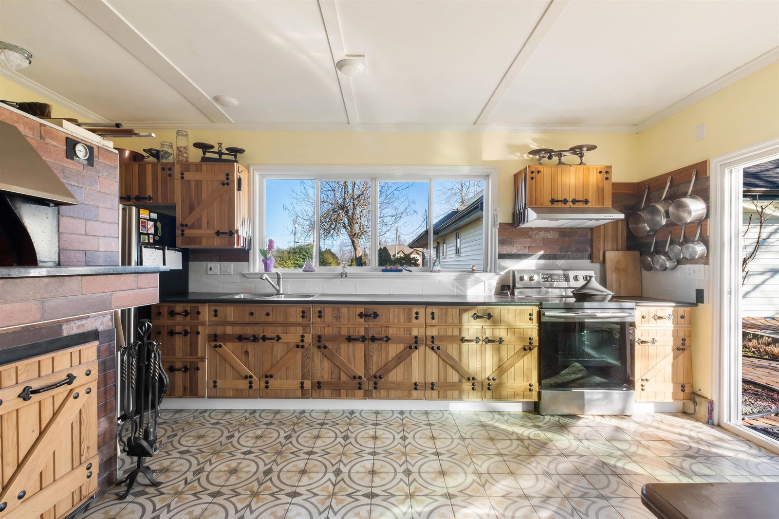Listing Image 22