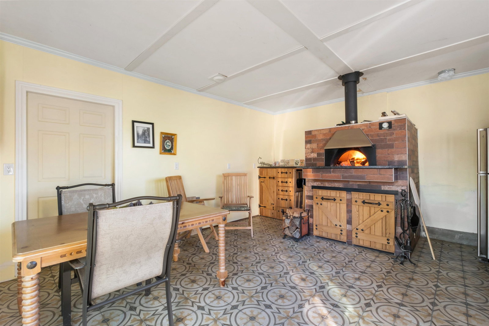Listing Image 23