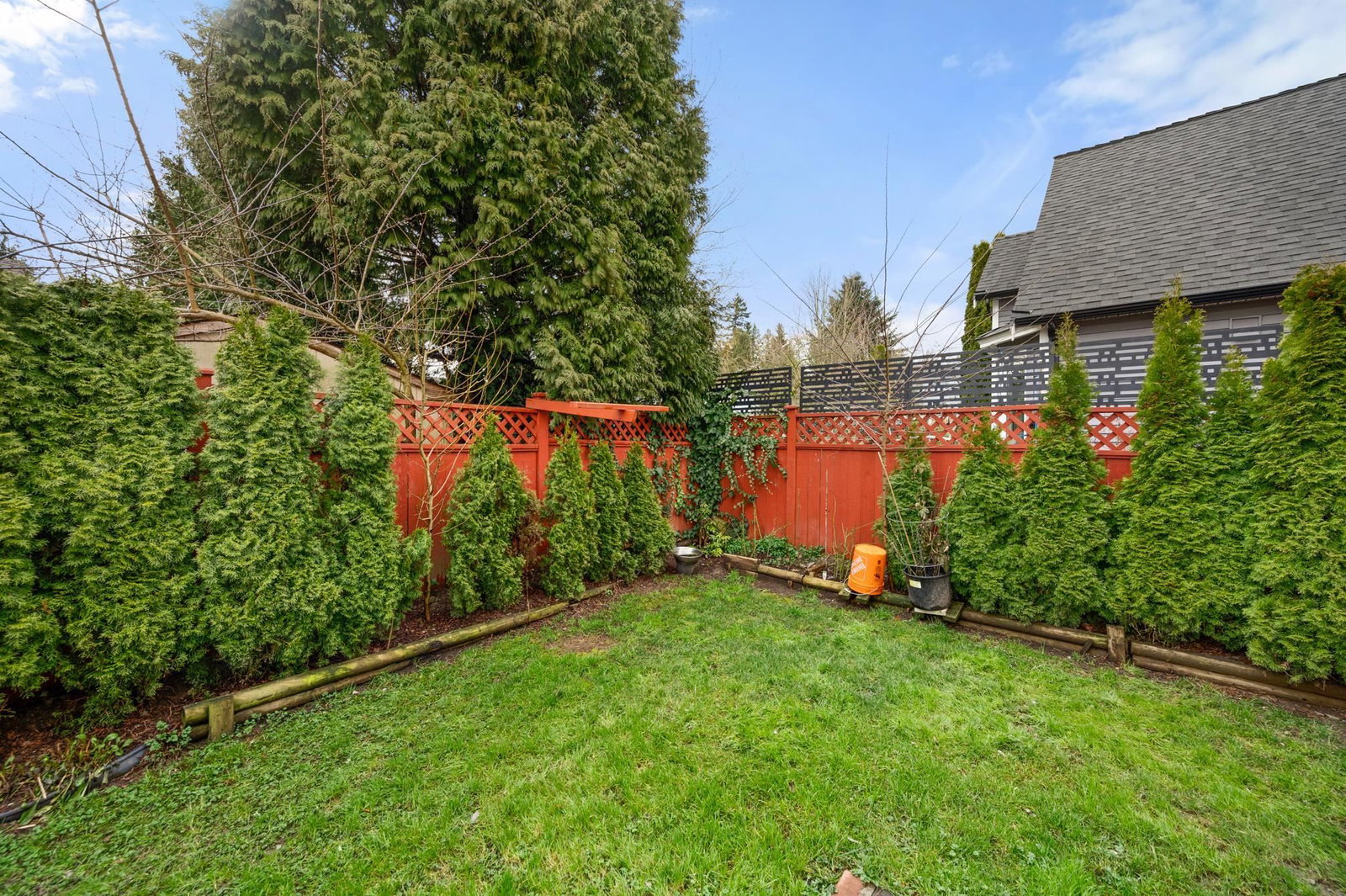 Listing Image 35