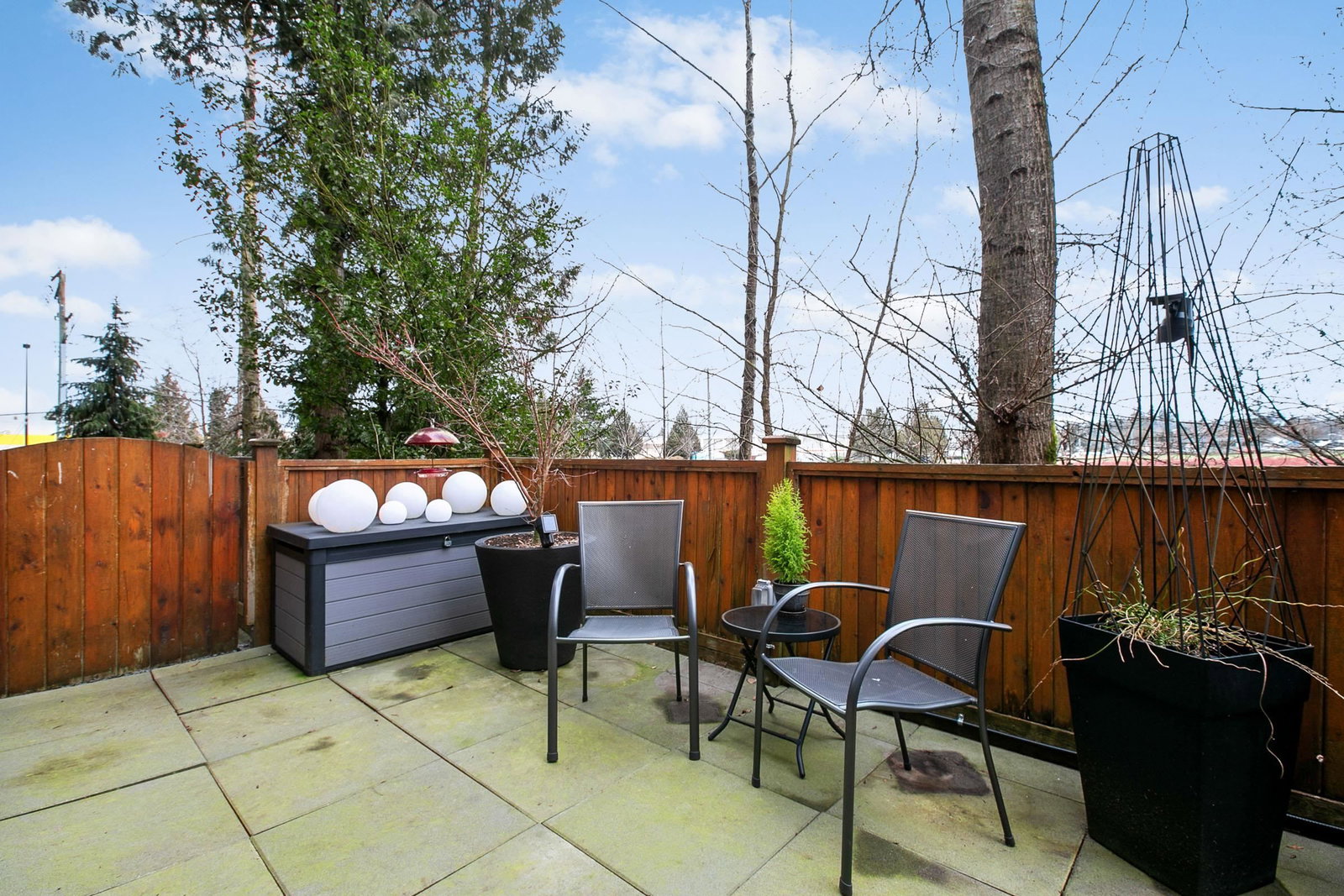 Listing Image 19
