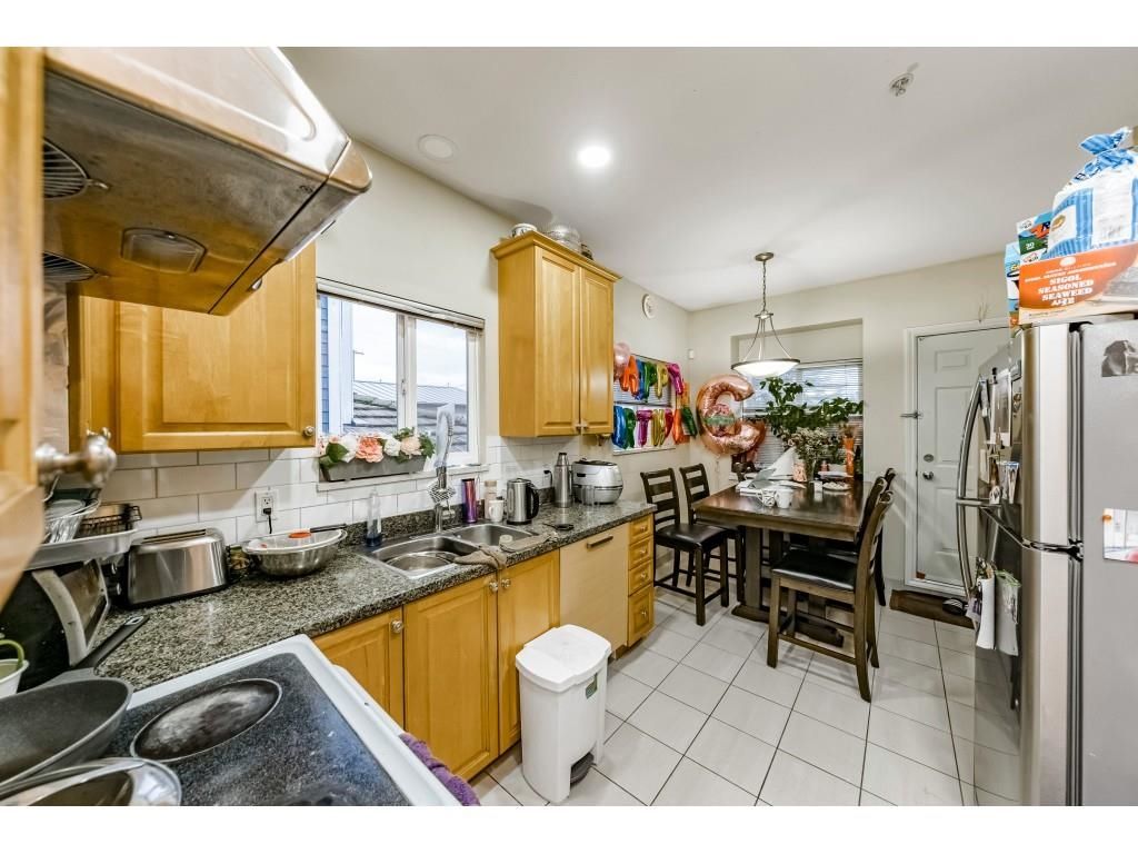 Listing Image 17