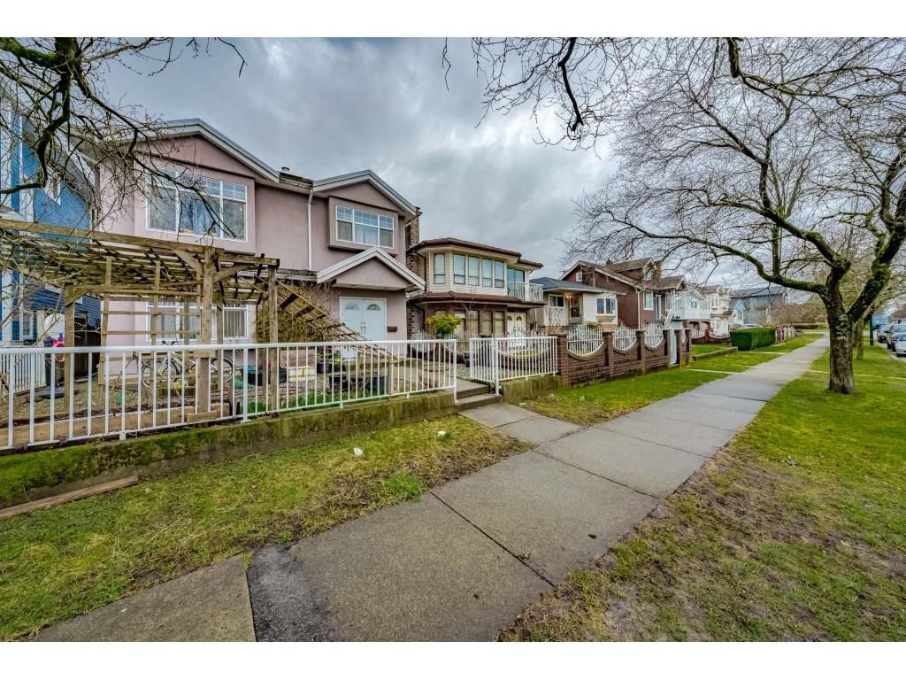 Listing Image 8