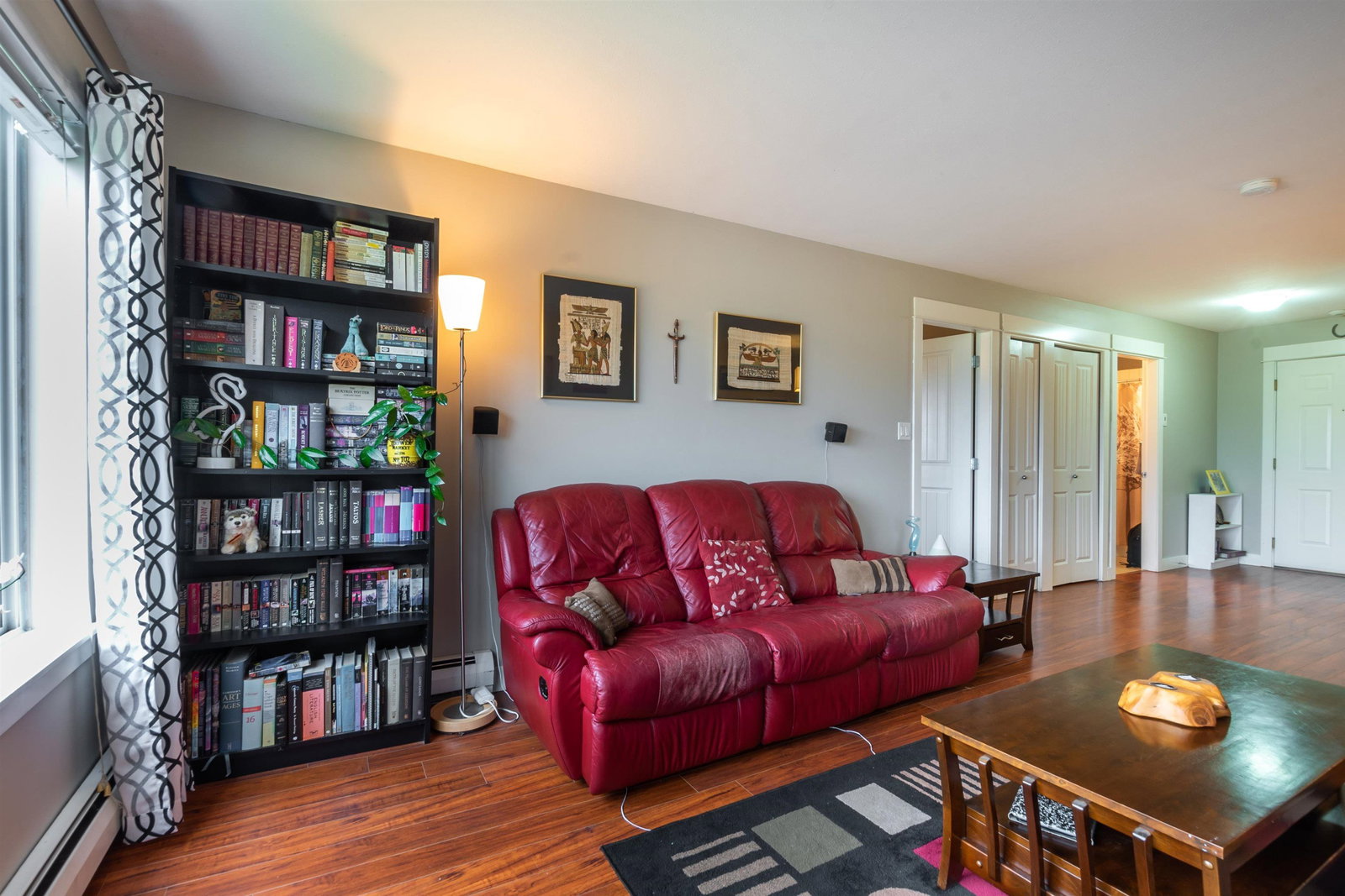 Listing Image 16