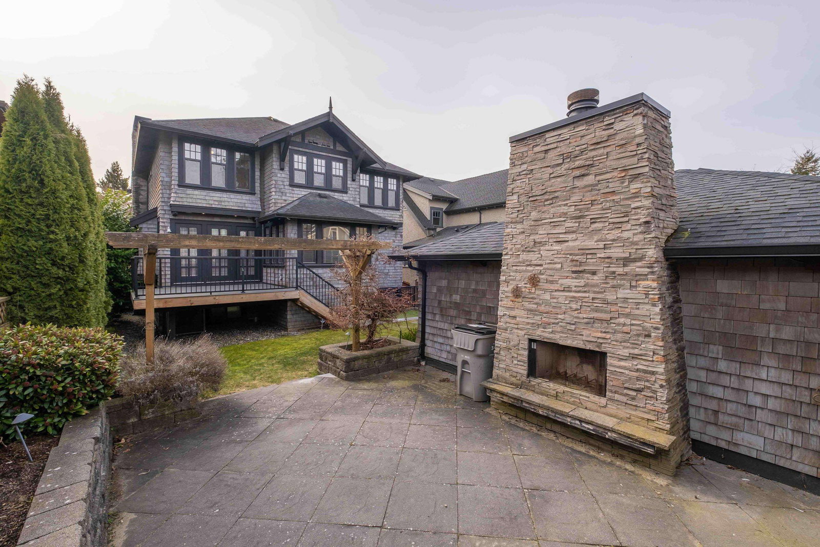 Listing Image 19