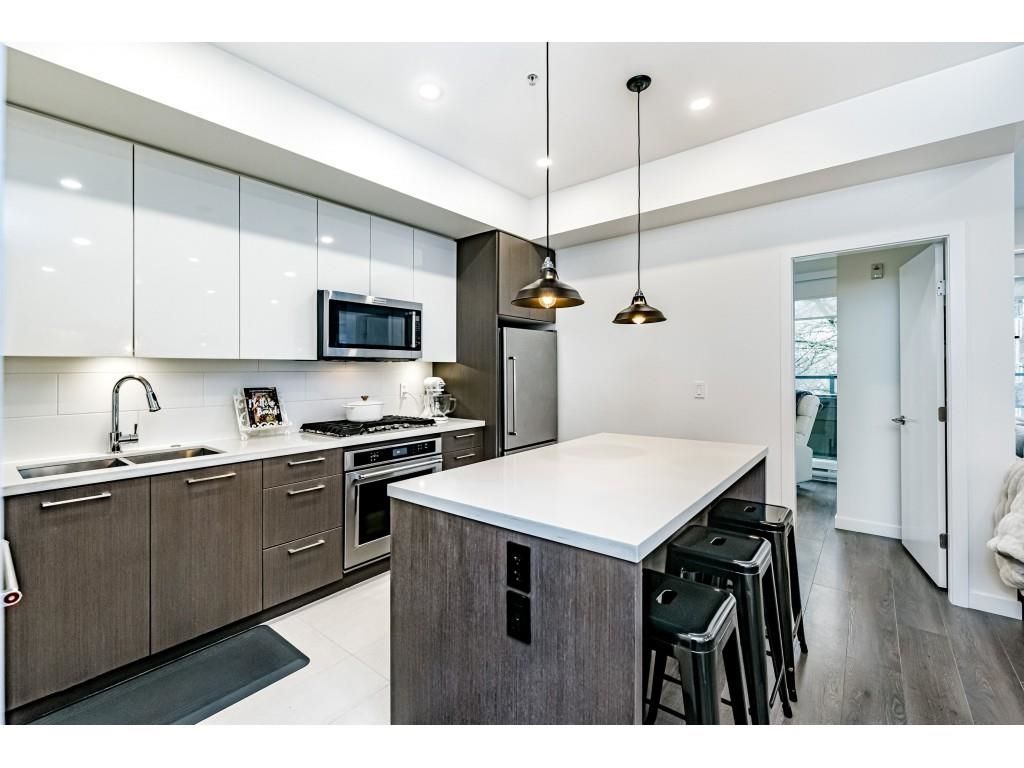 Listing Image 16