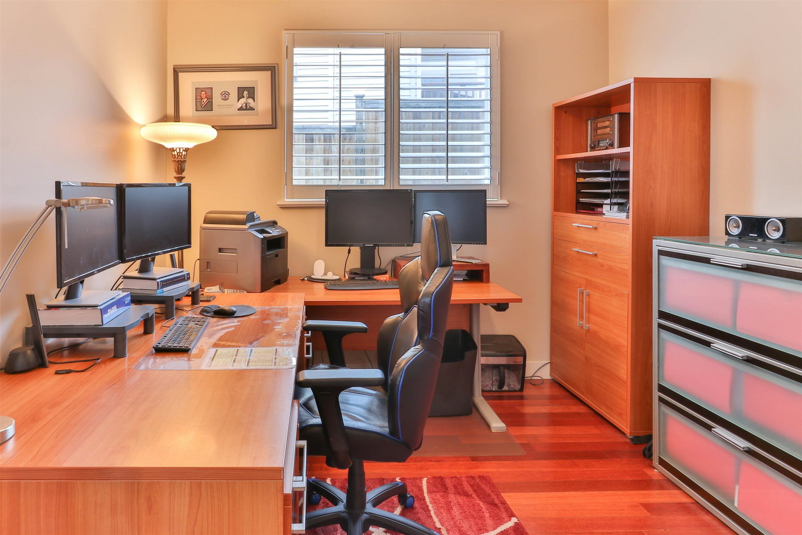 Listing Image 9