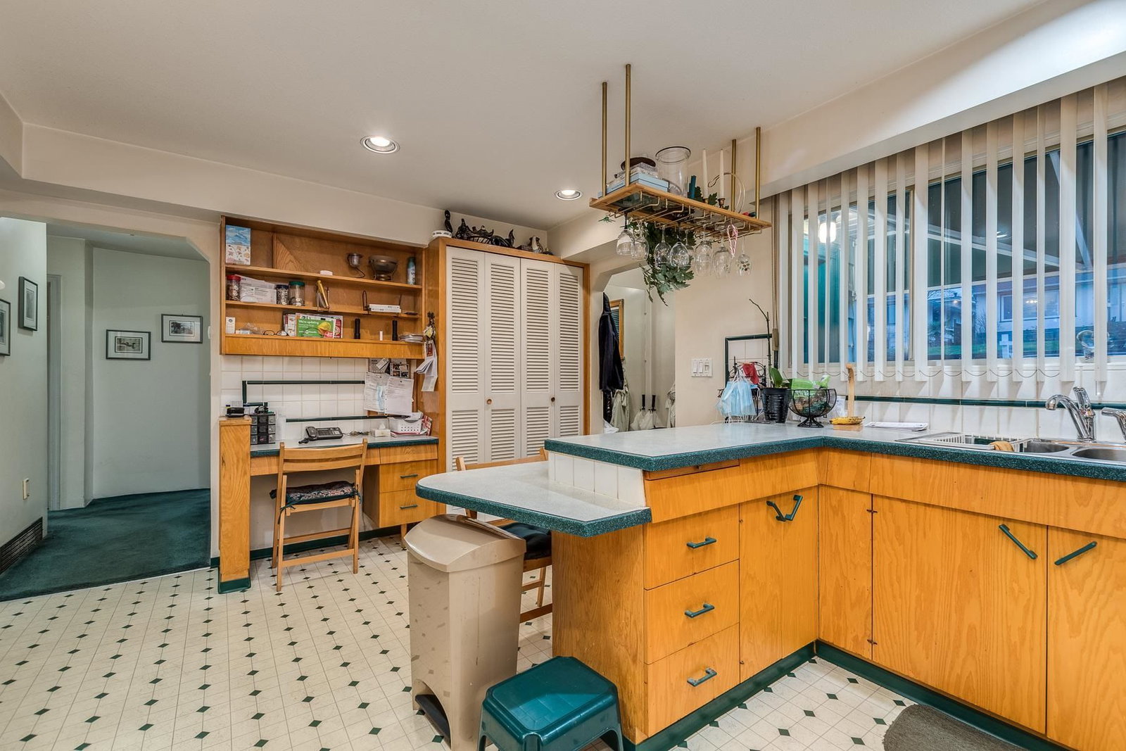 Listing Image 14