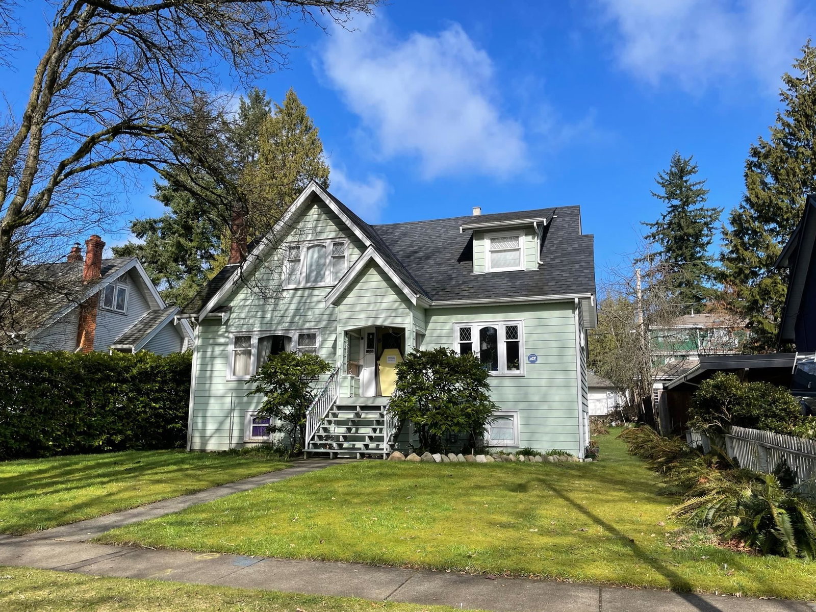 Listing Image 1