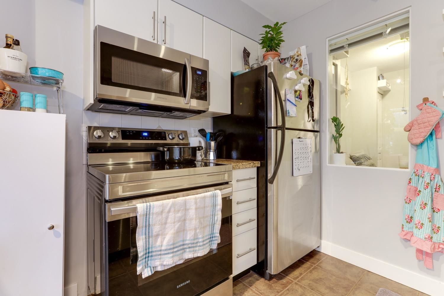 Listing Image 12