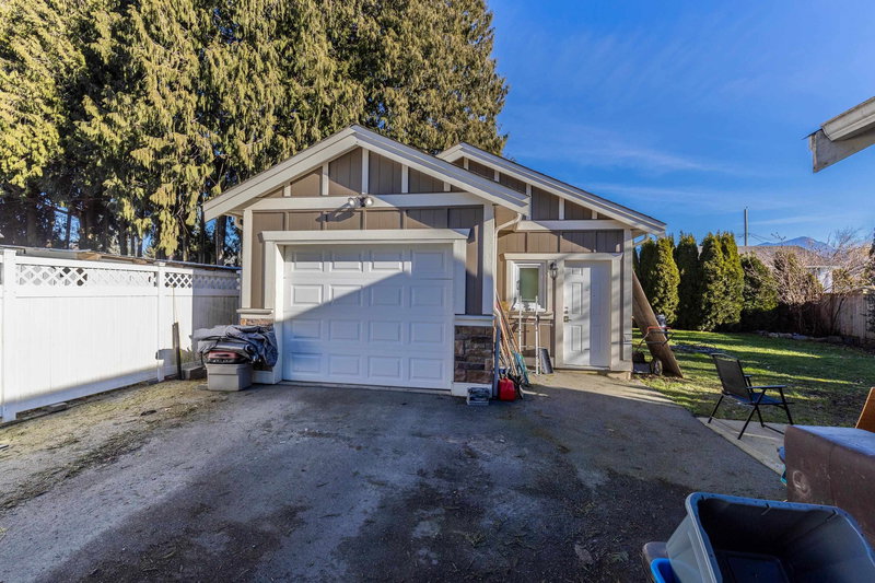 9716 Corbould Street, Chilliwack, V2P 4B5 | Image 3