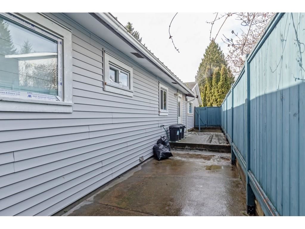Listing Image 33
