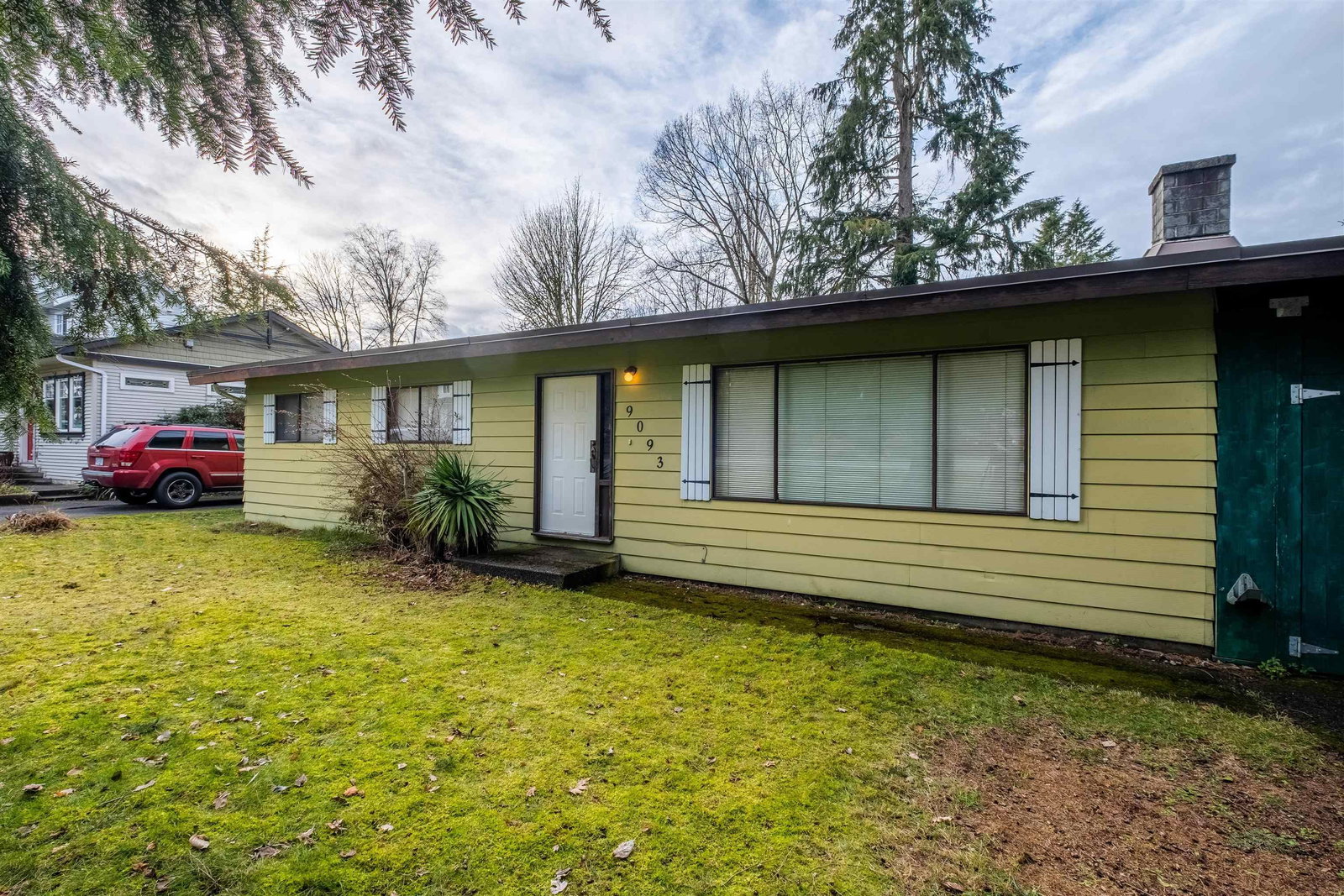 Listing Image 6