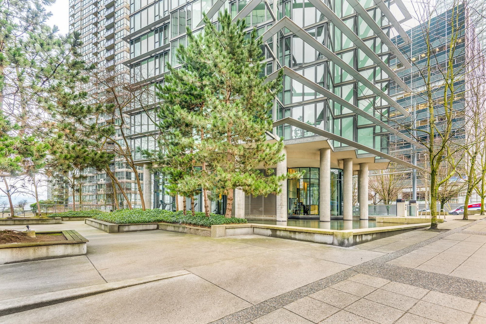Listing Image 21
