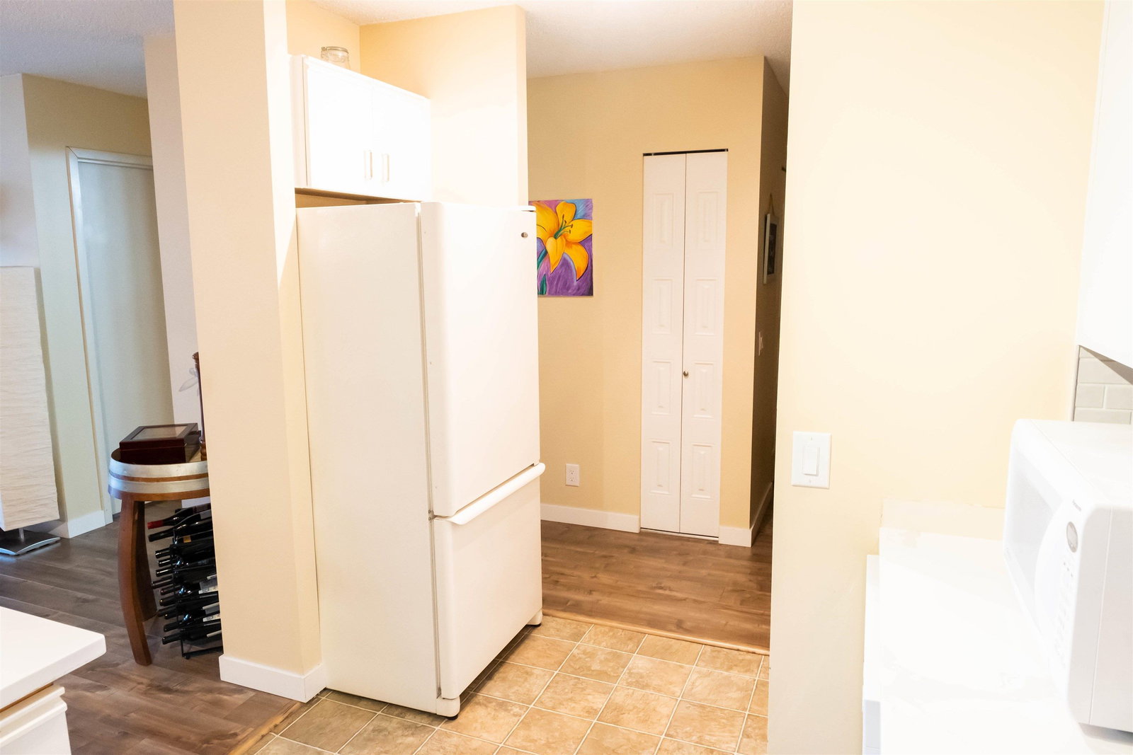 Listing Image 17