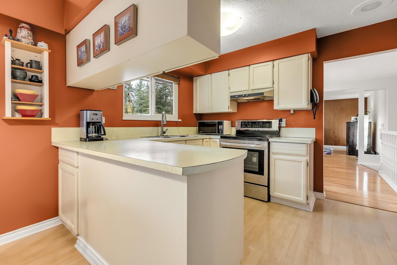 Listing Image 14