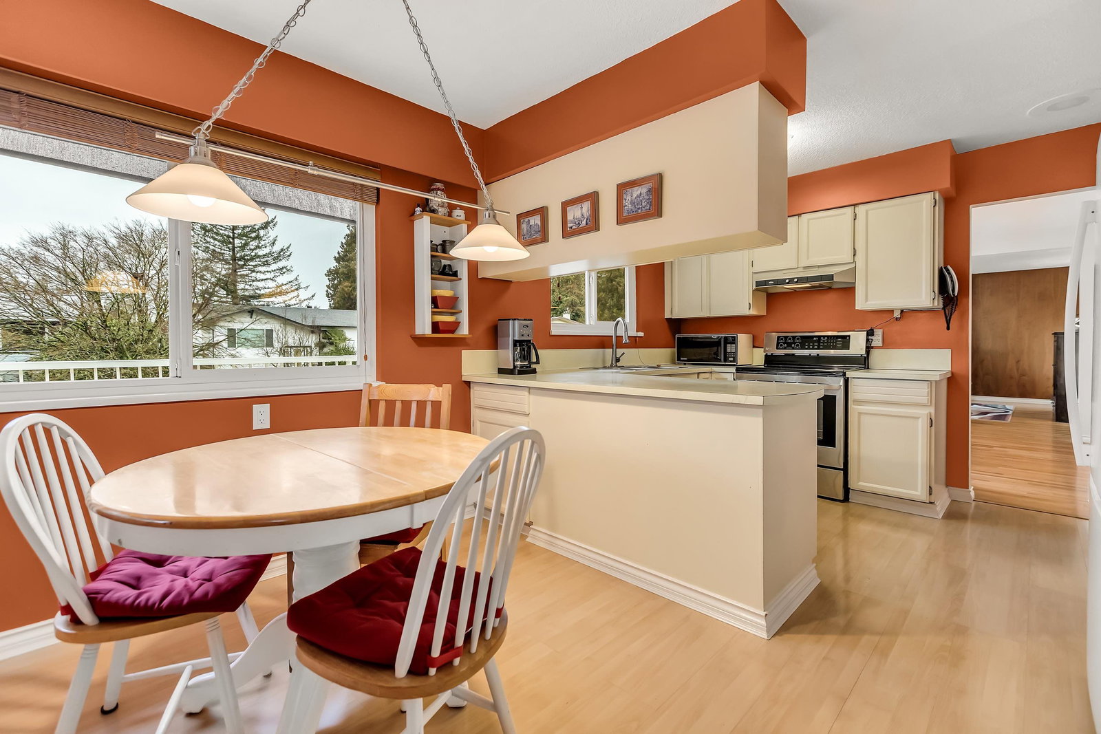 Listing Image 15