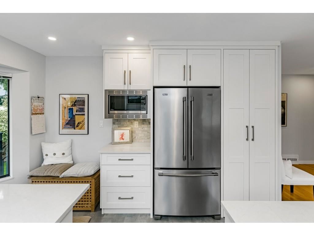 Listing Image 17