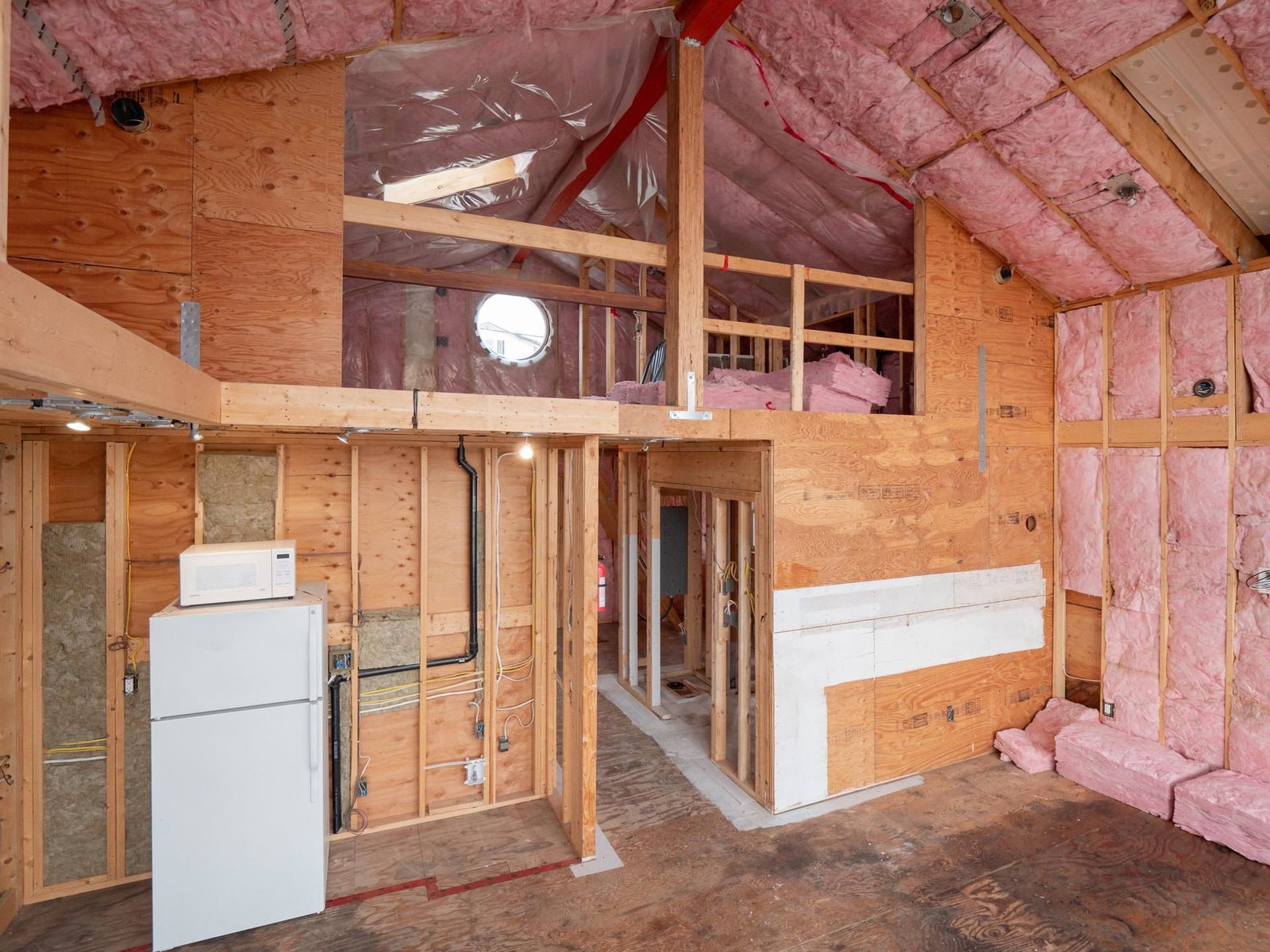 Listing Image 9